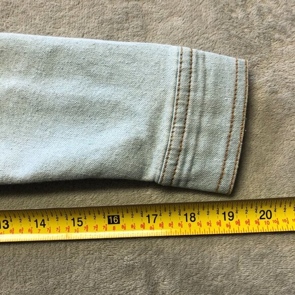 Dollhouse Light Wash Denim Jean Jacket Size Med - Picture 9 of 11